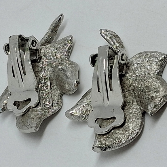 * Vintage Signed Charel Silver Tone Leaf Clip On Earrings - Picture 3 of 5